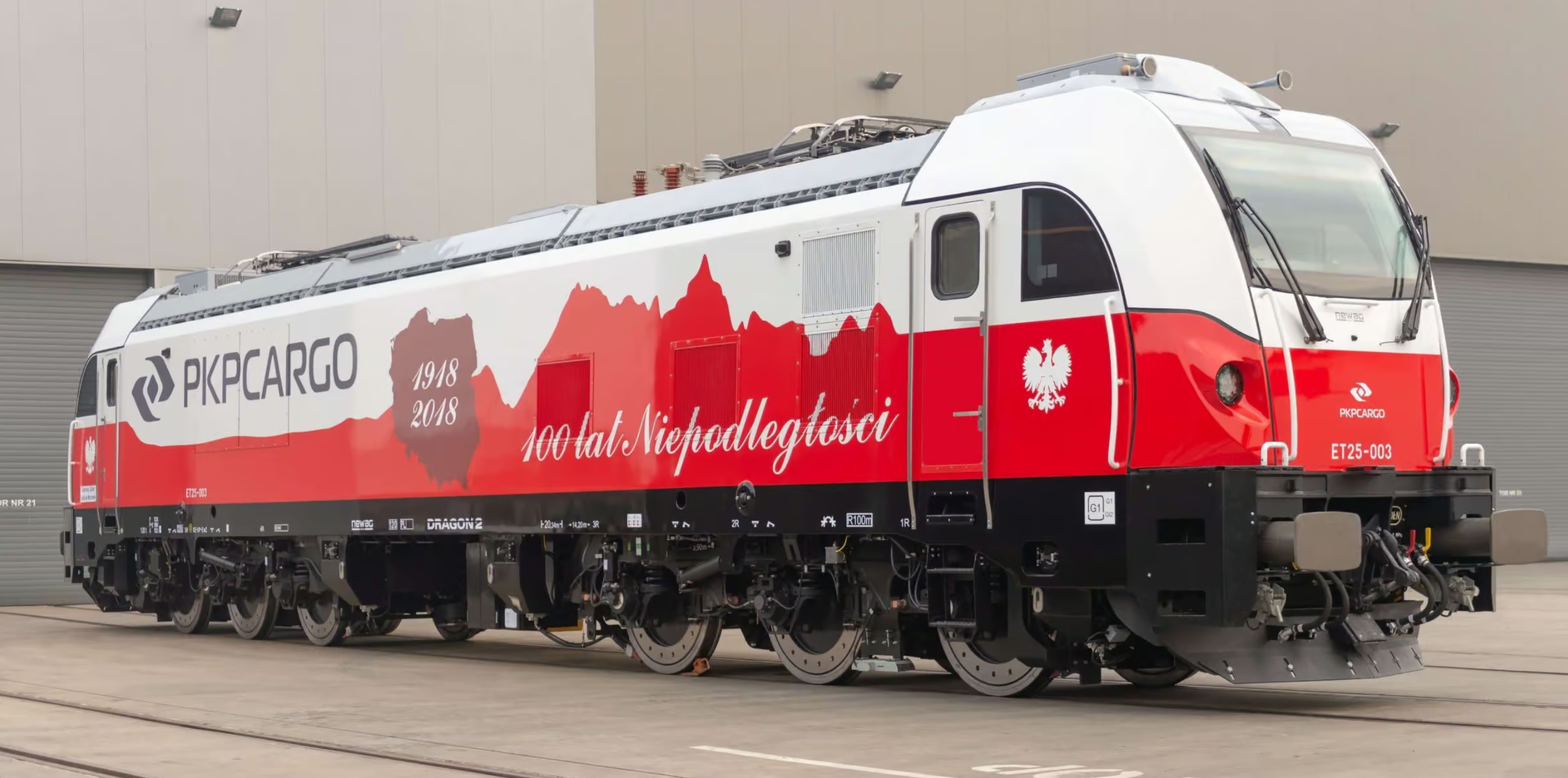 Dragon Locomotive Roof